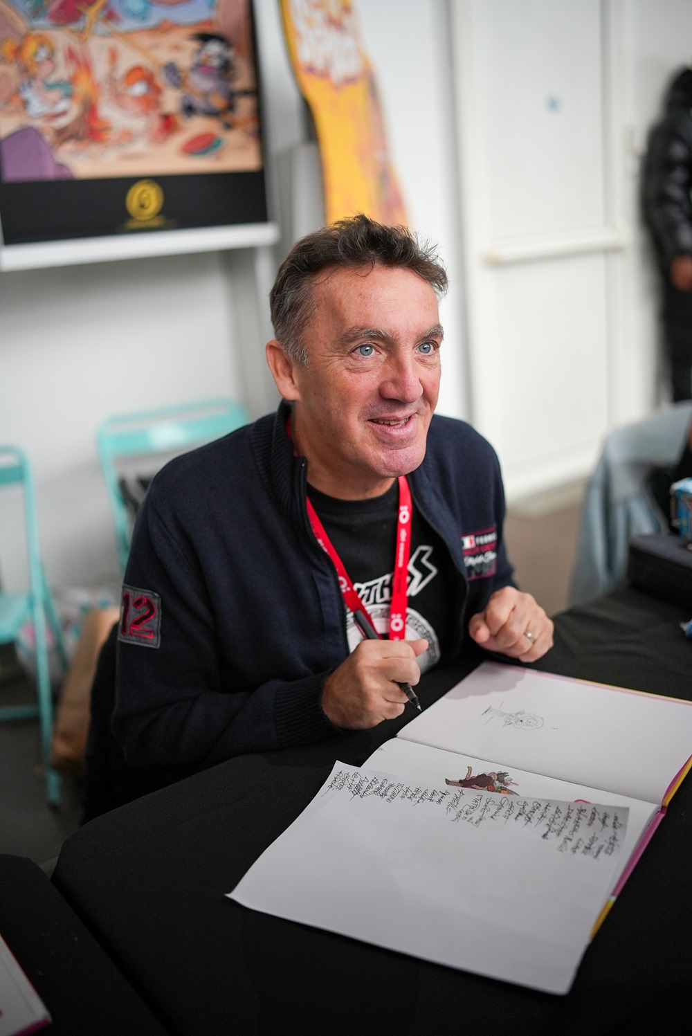 Cazenove répond à nos questions avant Les Pompiers à travers le monde.